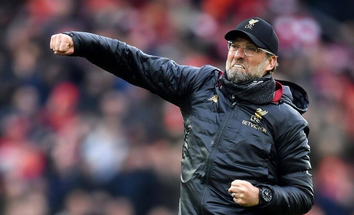 转会期体能课后，底特律活塞单刀错失备战英超，悬念犹存，临场指挥获称赞的简单介绍