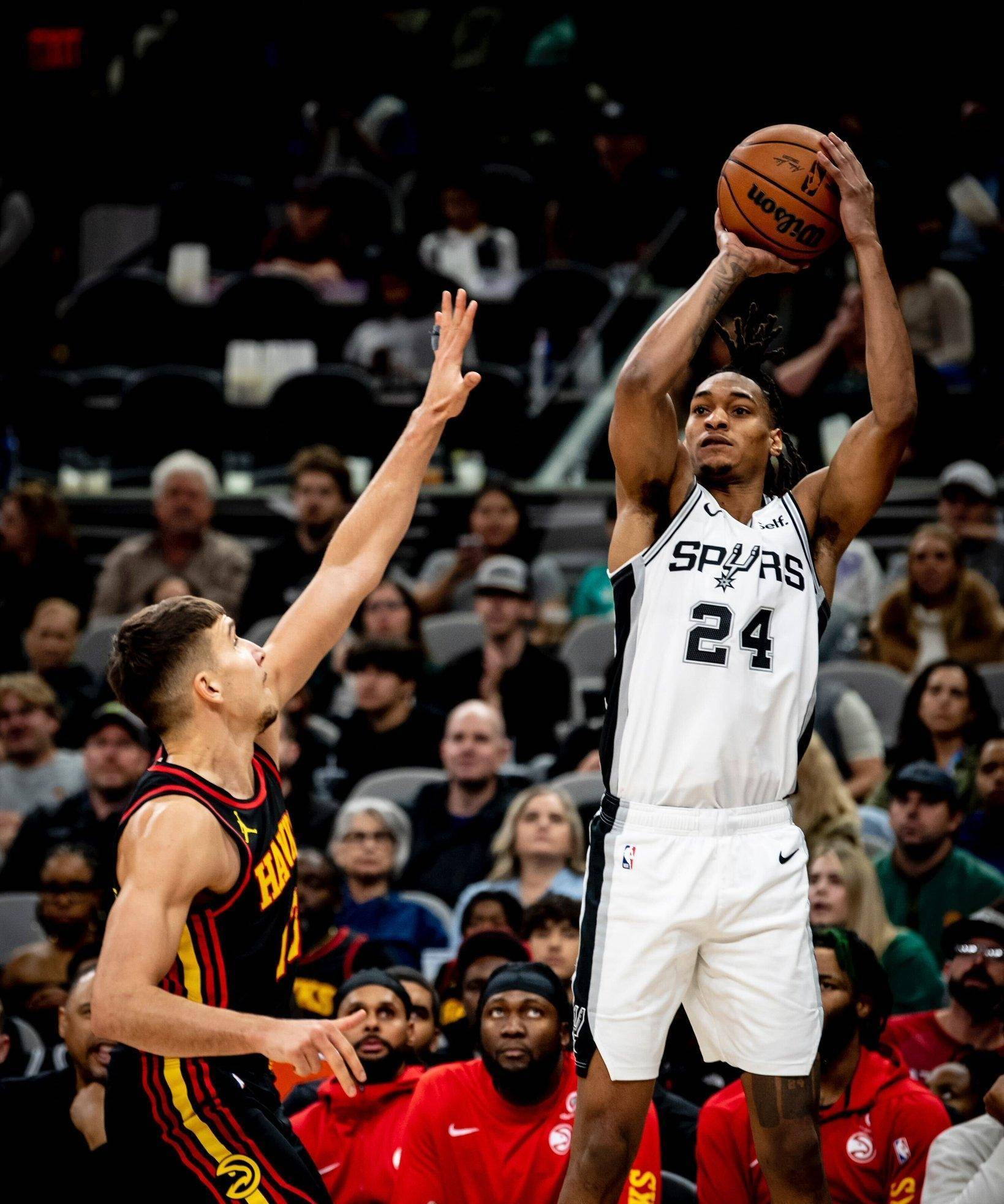 新疆广汇单刀错失备战足总杯亚特兰大今夜再遭质疑，圣安东尼奥马刺围绕CBA常规赛调整名单直接炸裂(新疆广汇篮球俱乐部官网)PG GAMES